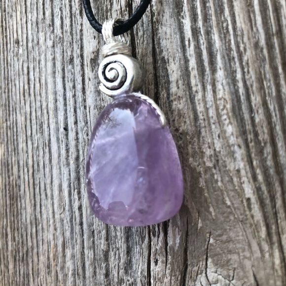 Sold - Picture 4 of 8